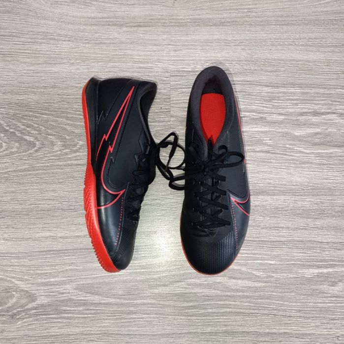 Футзалки Nike Mercurial Vapor 13 Academy IC