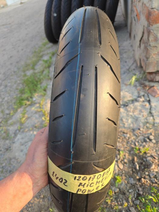 Моторезина 120/70R17 Yamaha FZ6 R6 Honda cbr 600 cb suzuki gsx-r600