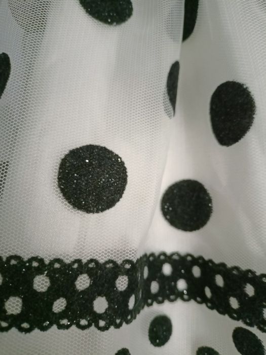 Elegancka sukienka idealna na święta