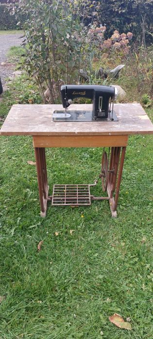 Stara maszyna do szycia