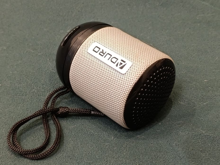 Портативная Bluetooth-колонка 
Aduro Resound Mini
Aduro Resound Mini.