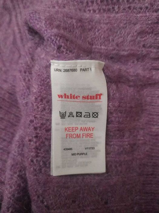 Жіночий джемпер бузкового кольору з фактурною в'язкою white stuff