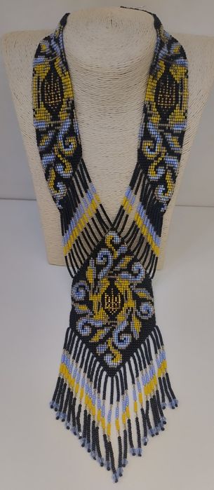 Гердан тризуб ручна техніка плетіння