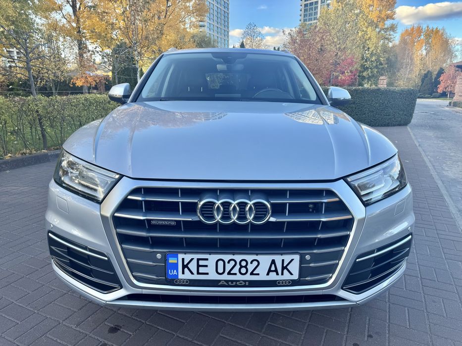Продам Audi Q5