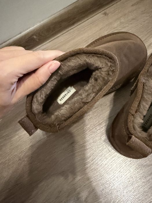 Зимові коричневі угги Reserved