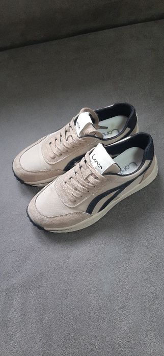 Шкіряні кросівки Lonza 37 розмір