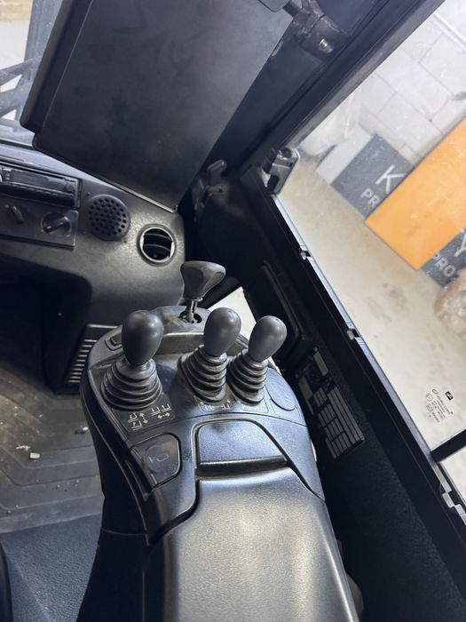 Wozek widlowy Linde H35 EVO.