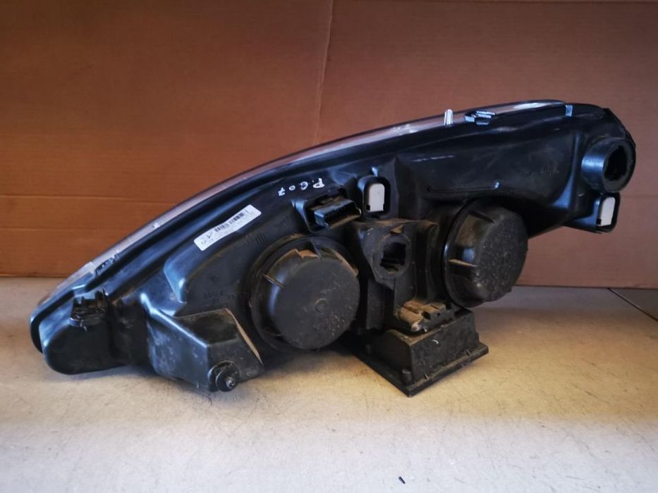 PEUGEOT 607 FAROL XENON DIREITO - FF224