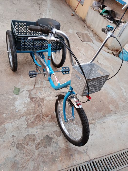Bicicleta 3 rodas toda restaurada
