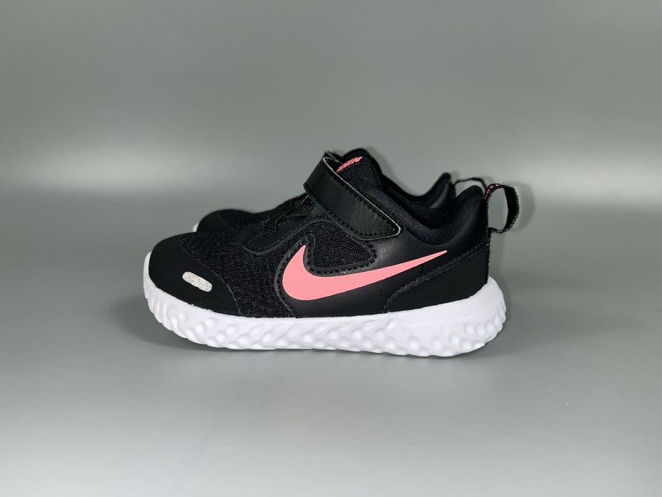 Кросівки Nike 23.5 розмір ( по стельке 13 см)