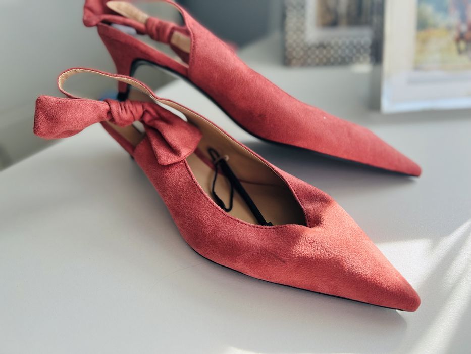 Zara szpilki zamszowe Nowe 39 Buty