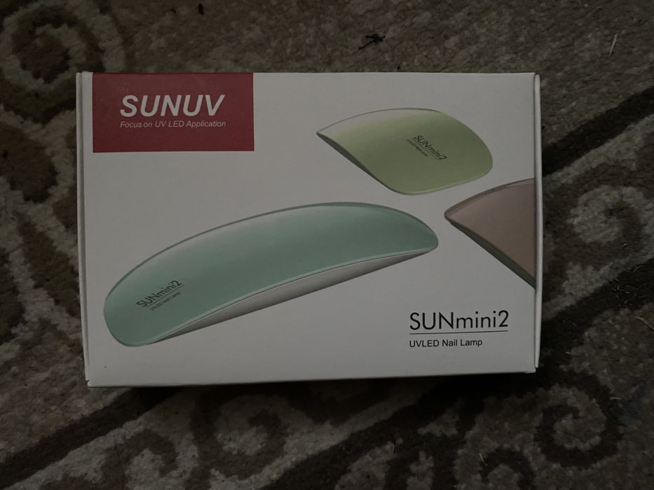 Лампа для нігтів