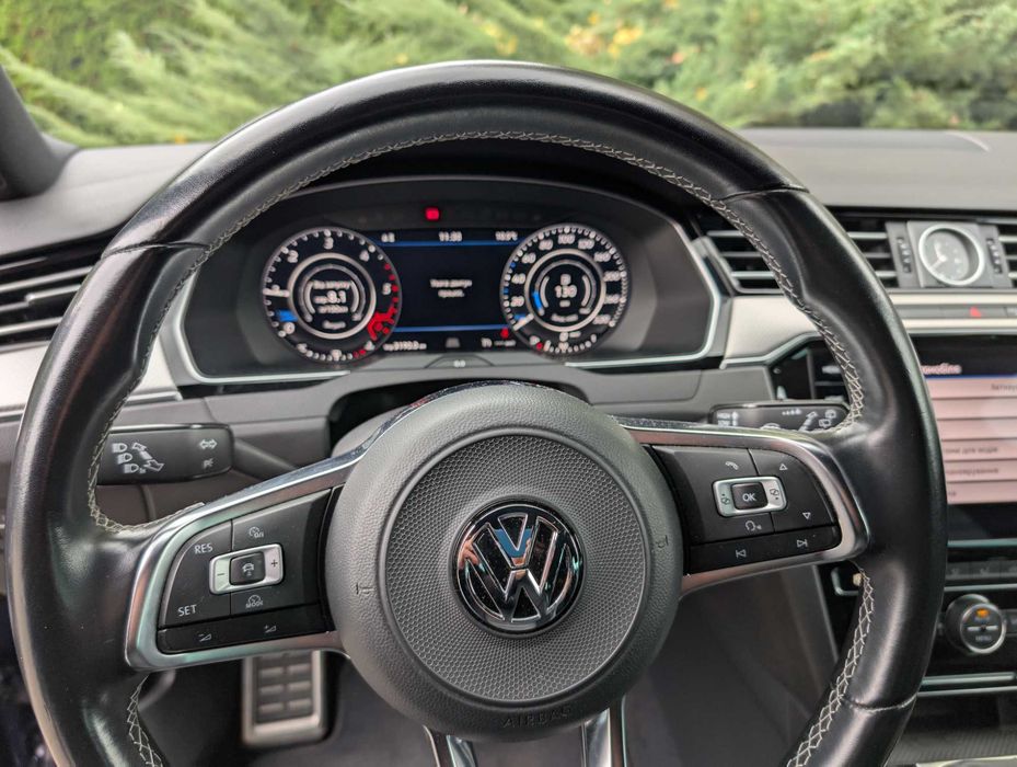 Продам Volkswagen Passat R-line