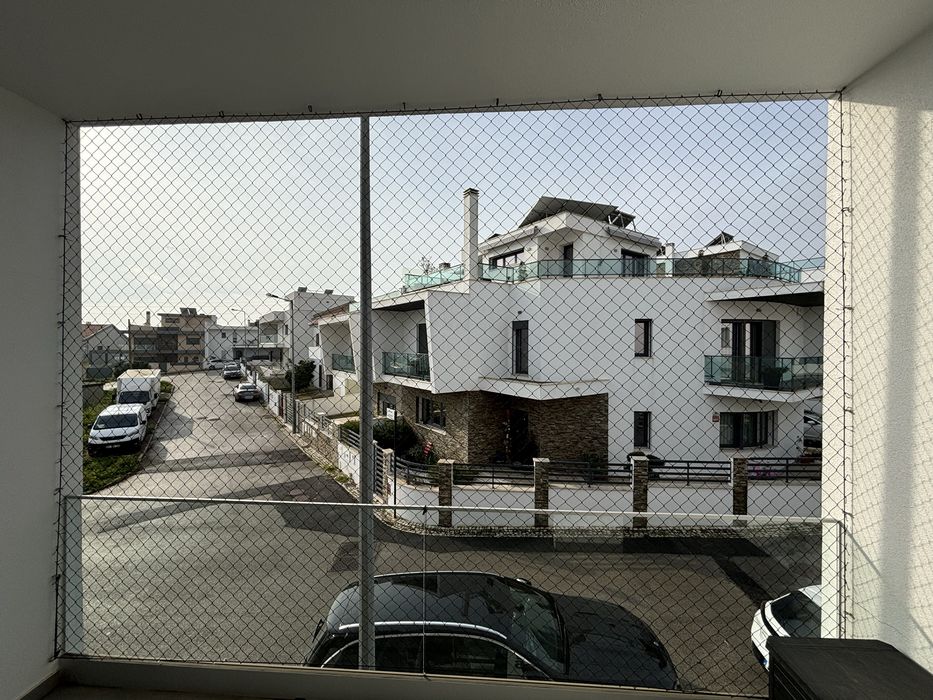 Rede Proteção Varanda Crianças Gatos em Ótimo Estado