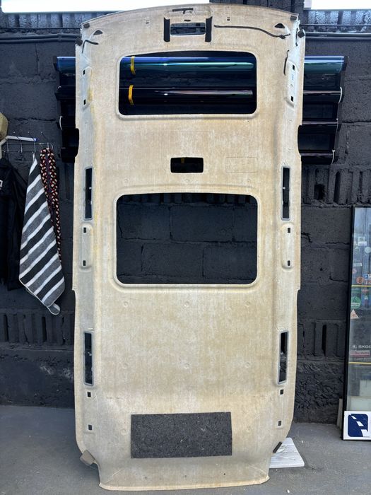Стеля / Потолок Mitsubishi Grandis