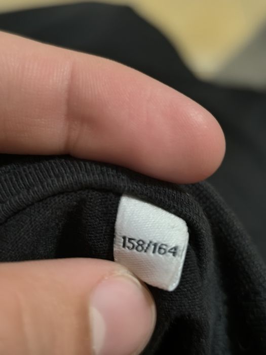 Diversas t shirt e camisolas rapaz entre 12 a 14 anos. Cada uma a 3 eu