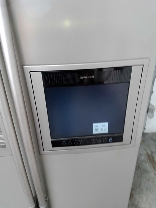 Frigorífico americano LG com TV