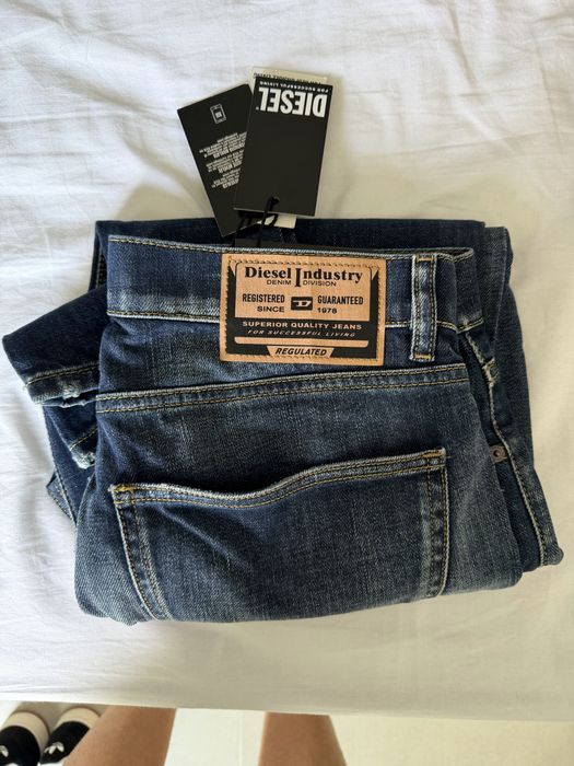 Calca jeans diesiel.