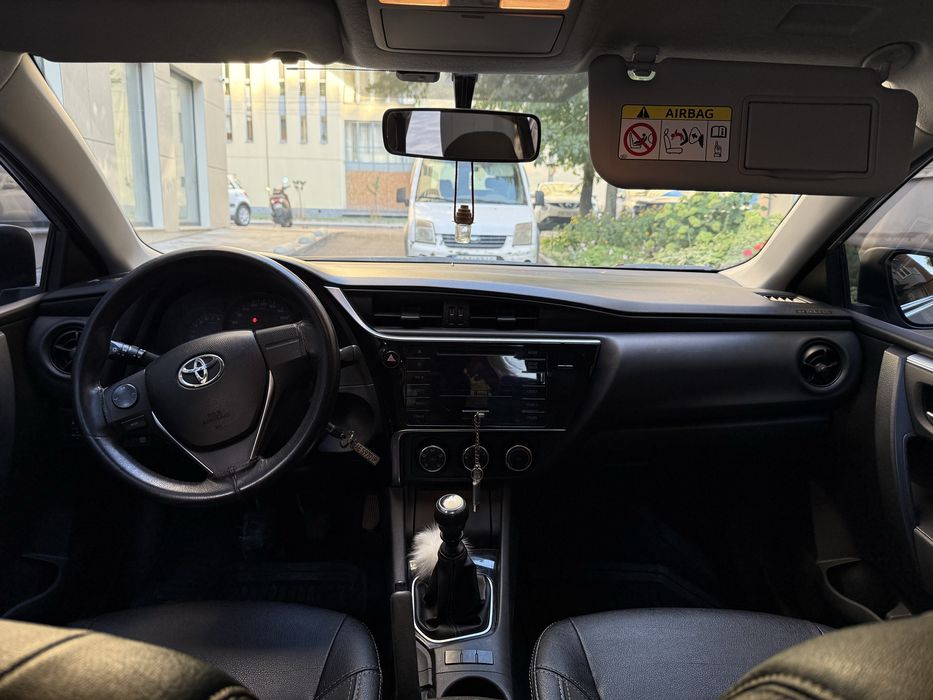 Идеальная Toyota Corolla. Цена снижена!