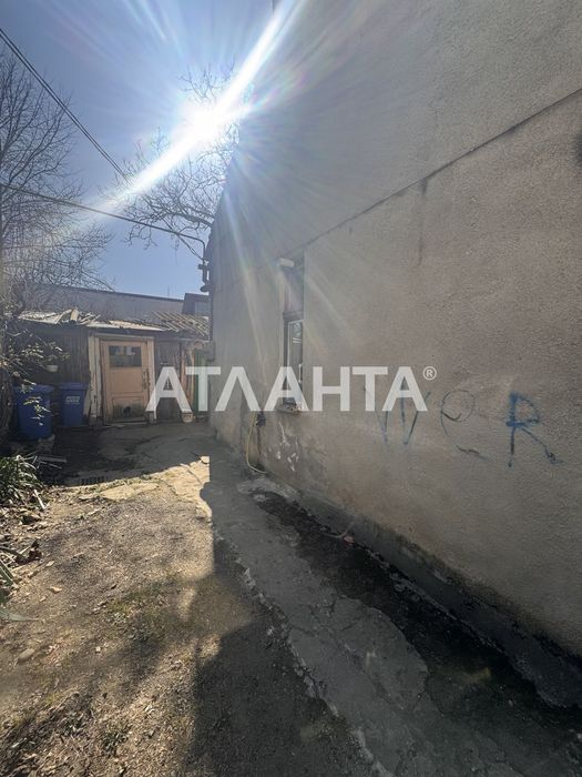 Продаж півособняку в центрі міста