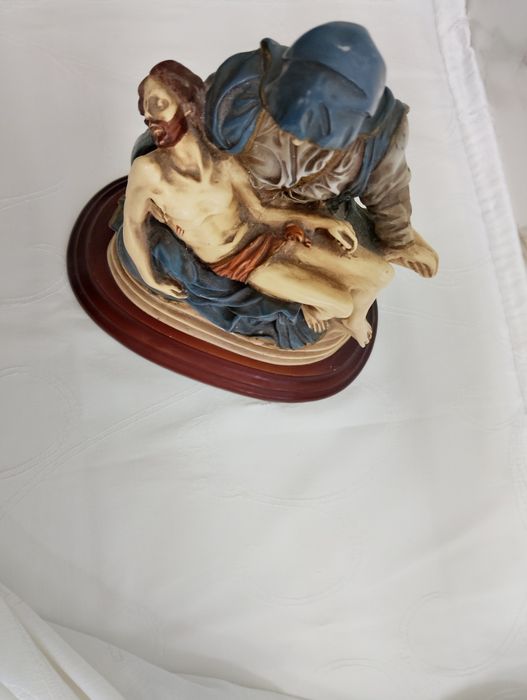 Imagem/Estátua, Virgem Pietà