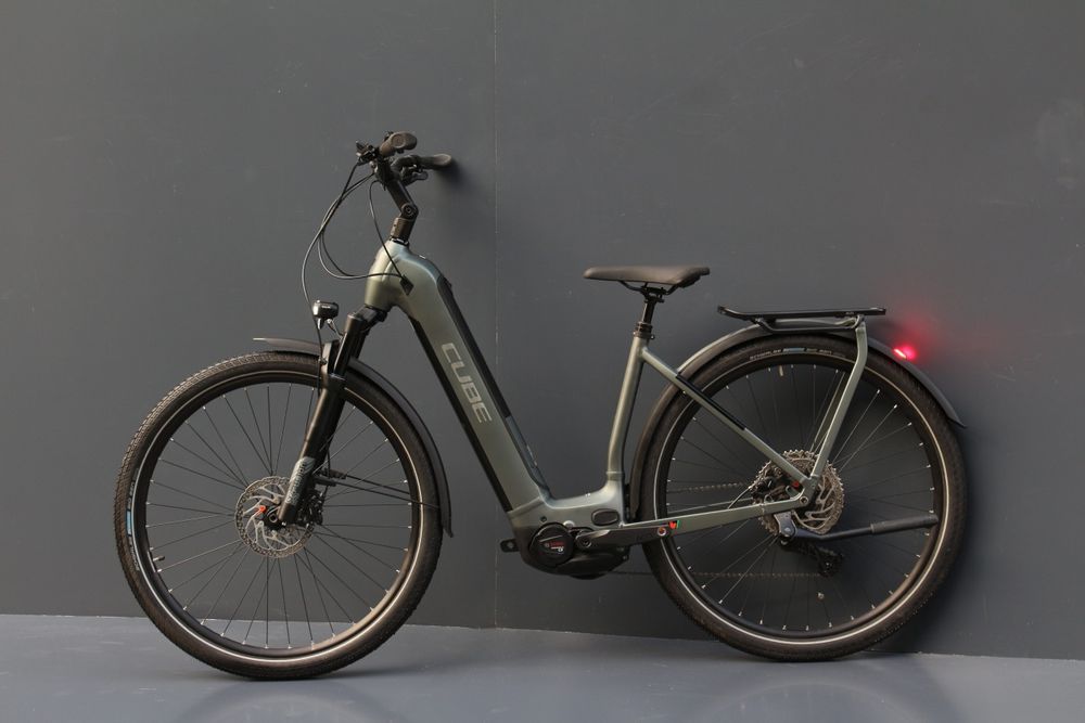 Електровелосипед CUBE KATHMANDU HYBRID, PRO 750. Електро. E-bike