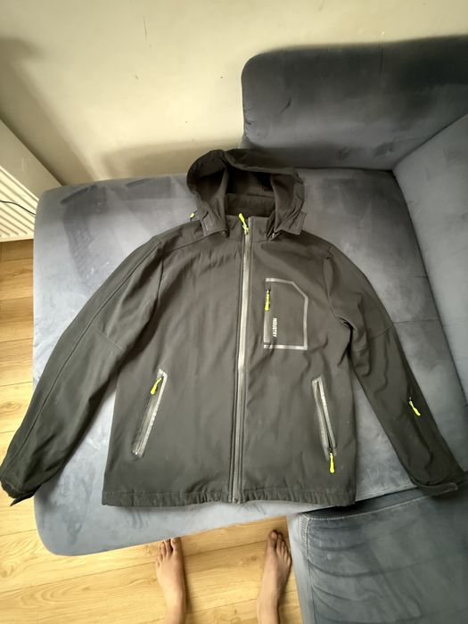 Softshell z kapturem