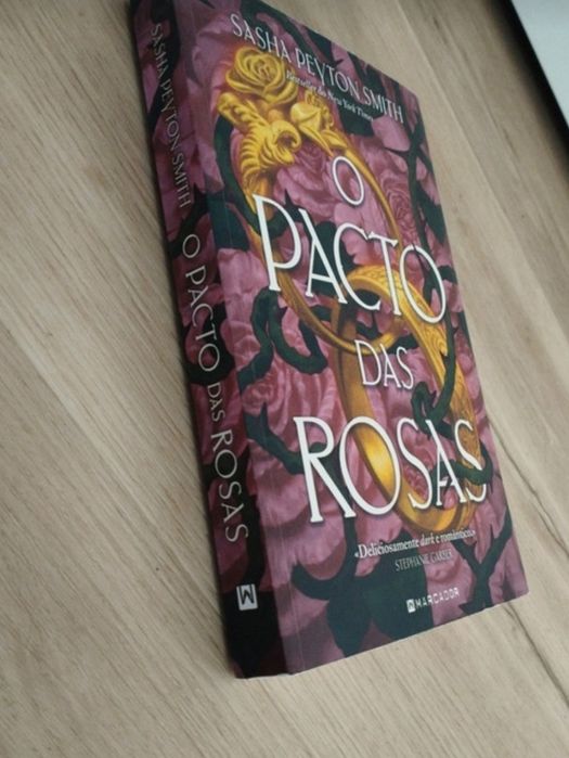 Livro "O Pacto das Rosas"