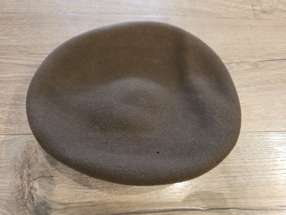 Nowy oliwkowy beret polowy koloru oliwkowego wojskowy 422/MON 56