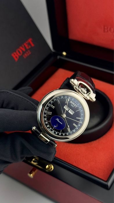 Часи Bovet Complication White Gold