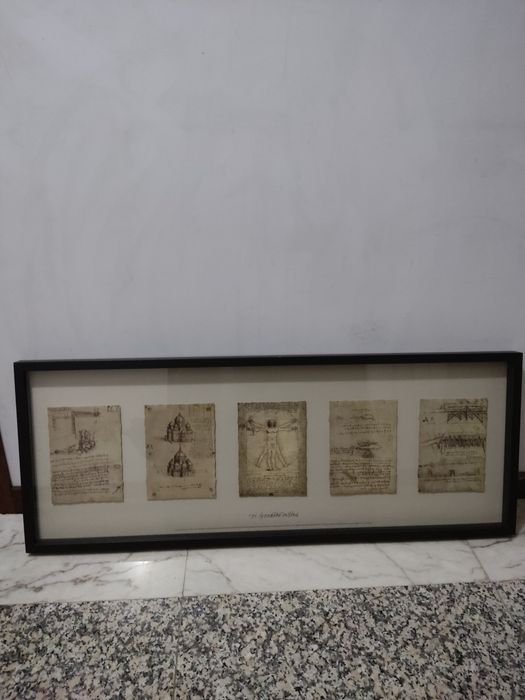 Moldura com cinco imagens