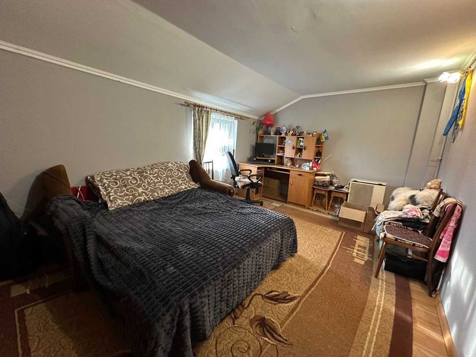 Продаж 3кім. квартири  в смт. Брюховичі на вул. Незалежності