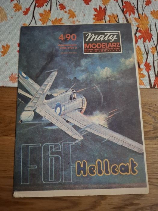 Maly modelarz 4/1990
