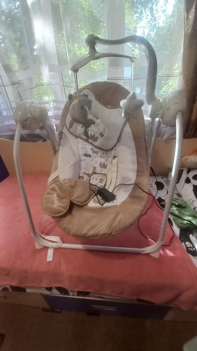 Качеля центер продам