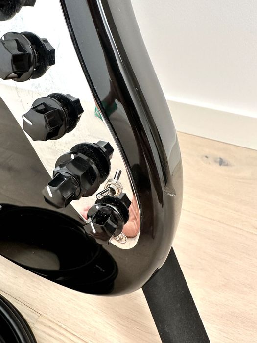 Zestaw Gitara basowa Marcus Miller + combo BlackStar U120 + ZOOM B3n