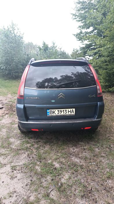 Автомобіль сітроен с4 гранд пікассо