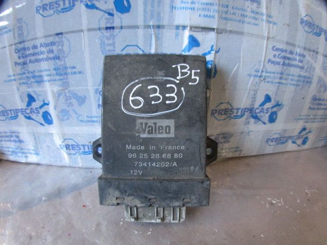 PEUGEOT 306 (7A, 7C, N3, N5) Electromechanical Button / Switch / Relay