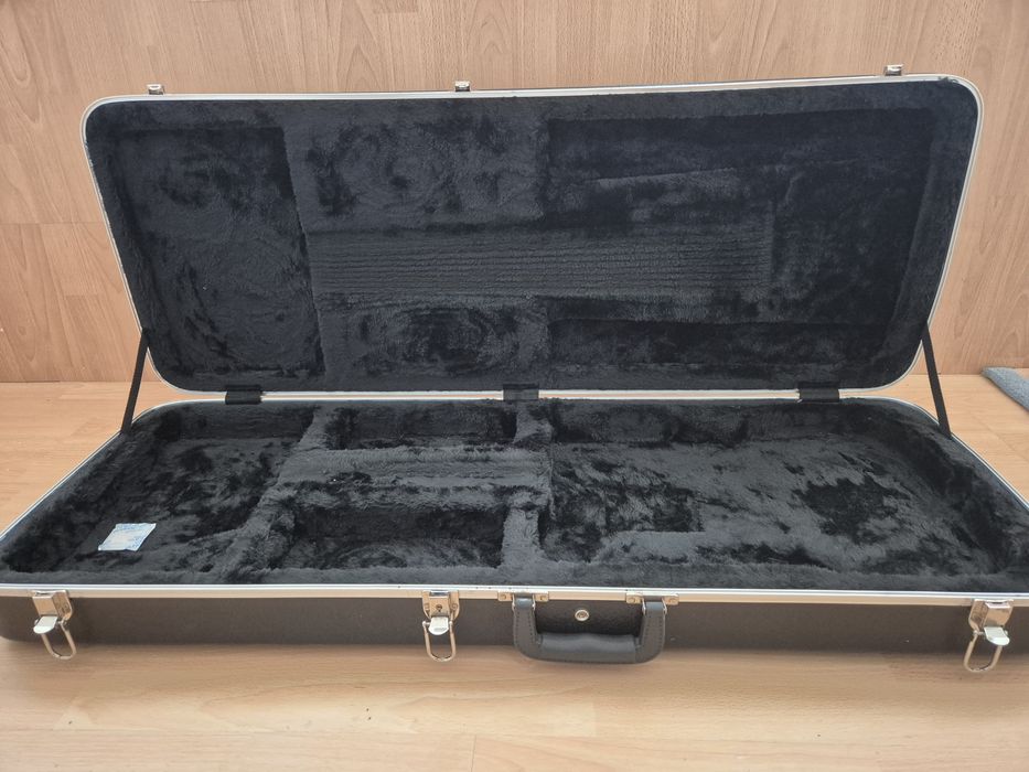 Estojo rígido para guitarra64584690994817123