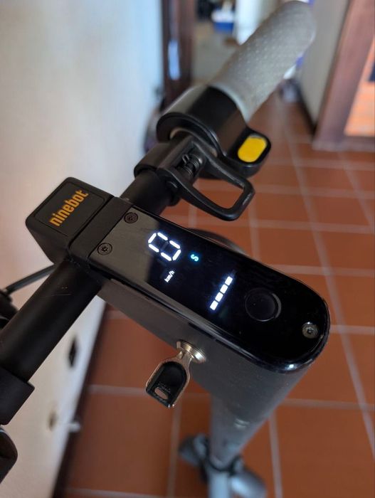 Ninebot kickscooter max