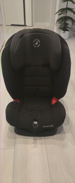 Fotelik dla dziecka Maxi-Cosi Titan 9-36kg
