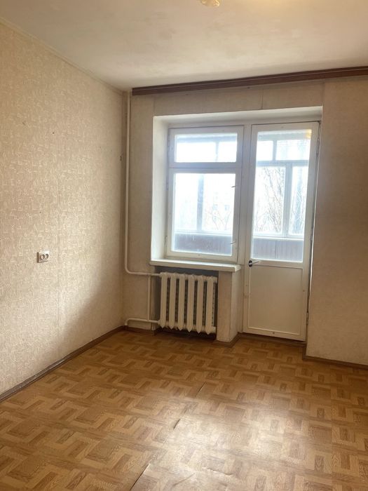Продаж 2 кімнатна  чешка  Інгульський район сертифікат!