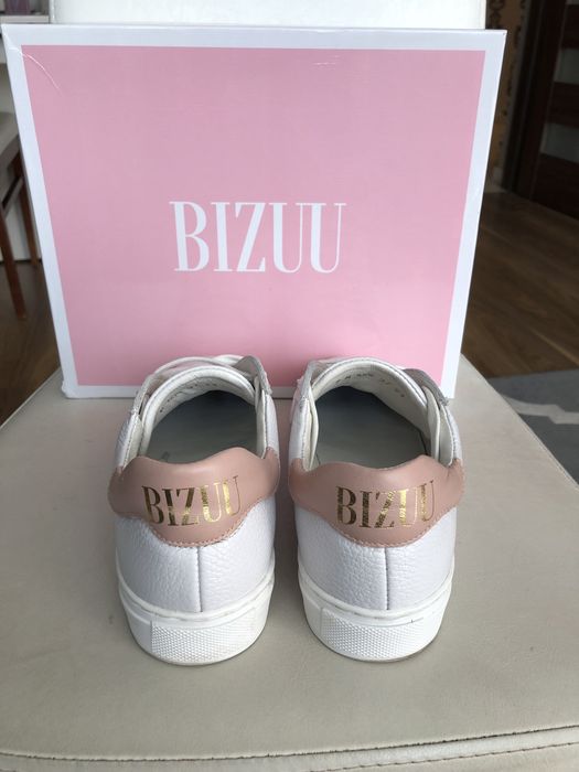 Skórzane sneakersy Bizuu VIVIAN białe rozm.37