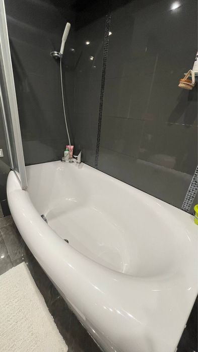 Центр, 2 спальни, новый дом, лучшая цена!