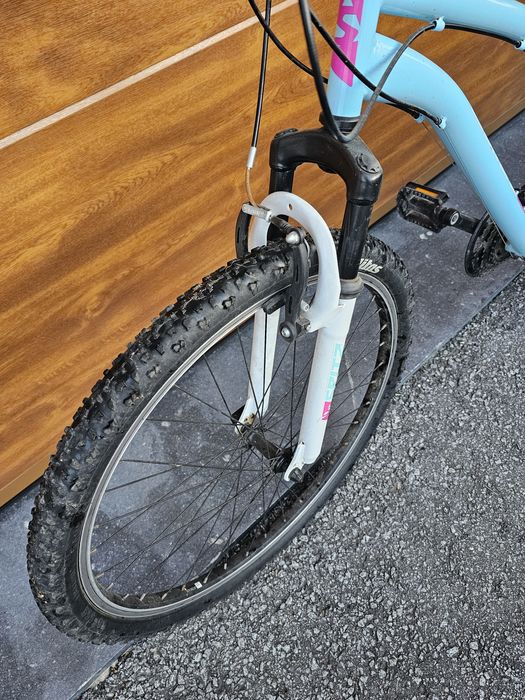 Bicicleta menina como nova azul e Rosa