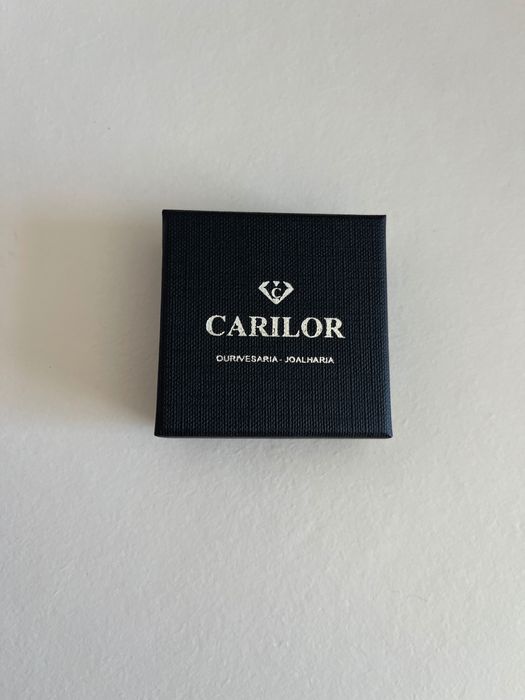 Vende-se Colar Carilor