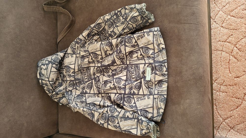 Куртка осінь 122см