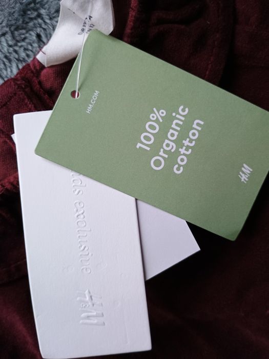 Sukienka welurowa świąteczna H&M