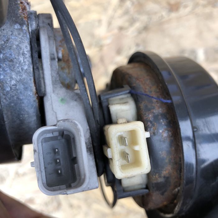 Оригінальний сигнал Renault Laguna 3 Scenic 3 Megane 3 двойний клаксон