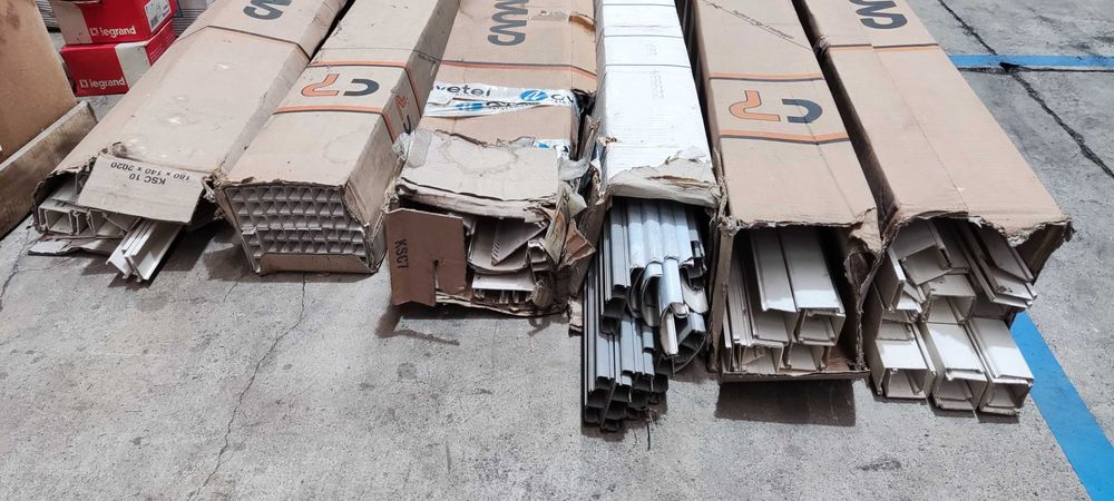 Calhas Técnicas e acessórios