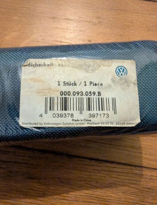 Triângulo e Colete Volkswagen